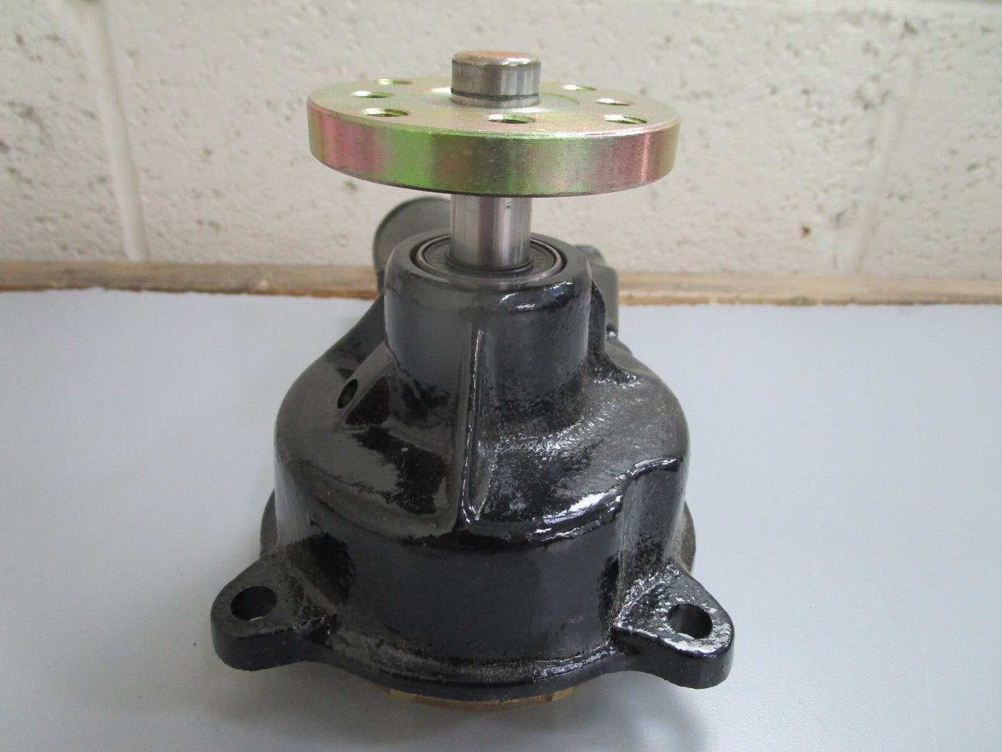 *NEW OEM* 0820 Mercury Quicksilver Water Pump 880817