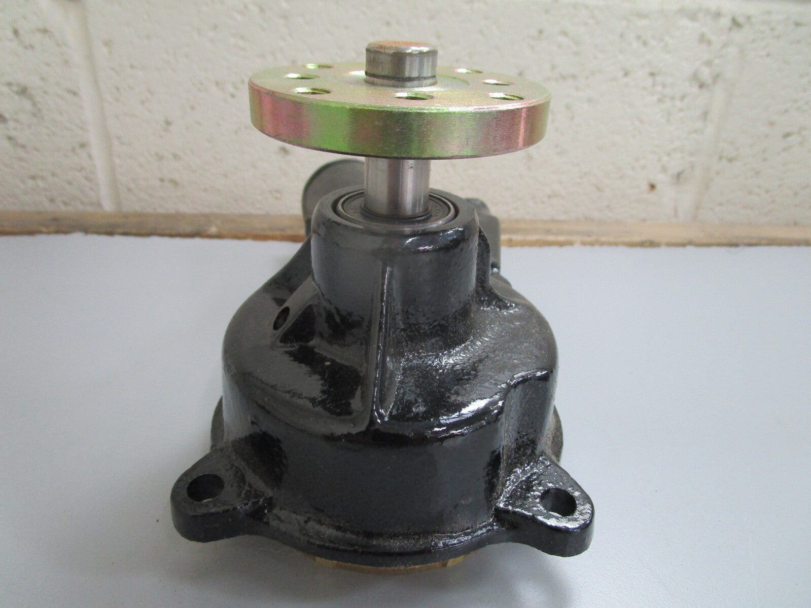 *NEW OEM* 0820 Mercury Quicksilver Water Pump 880817