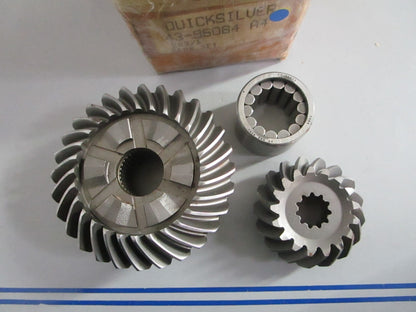 NEW OEM 43-96084A4 Mercury Quicksilver Gear Set 0820