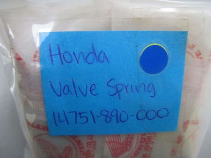 *NEW OEM* (LOT OF 2) 0770 Honda Valve Spring 14751-890-000