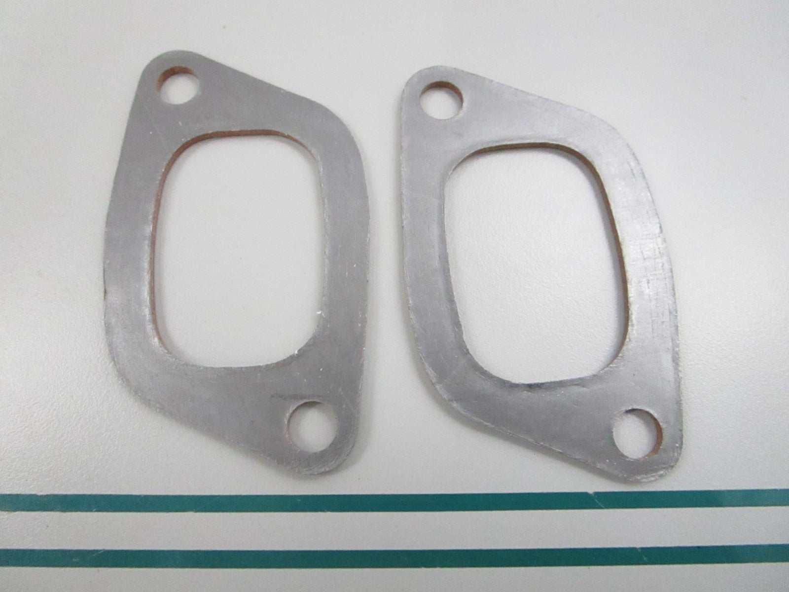 NEW (LOT OF 2) 420850300 Ski-Doo Gasket 0810