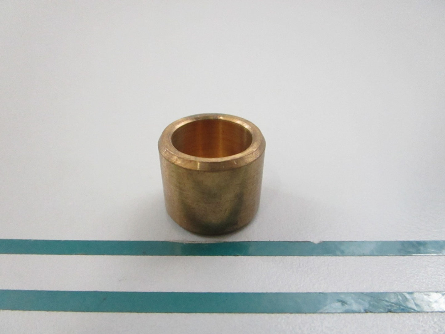 NEW OEM 3853563 Volvo Penta Bushing 0810