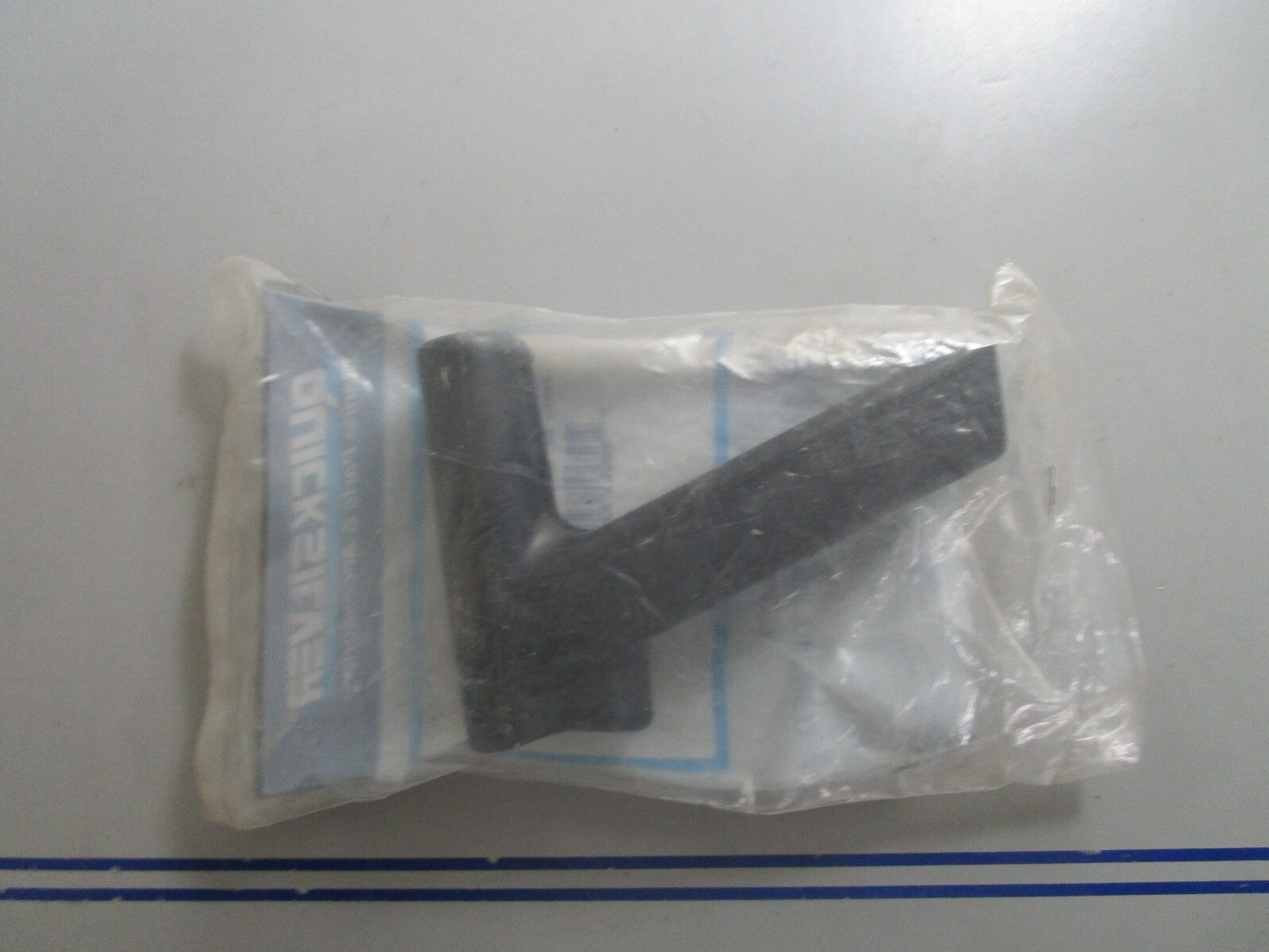 *NEW OEM* 0810 Mercury Quicksilver Grip 817258 1