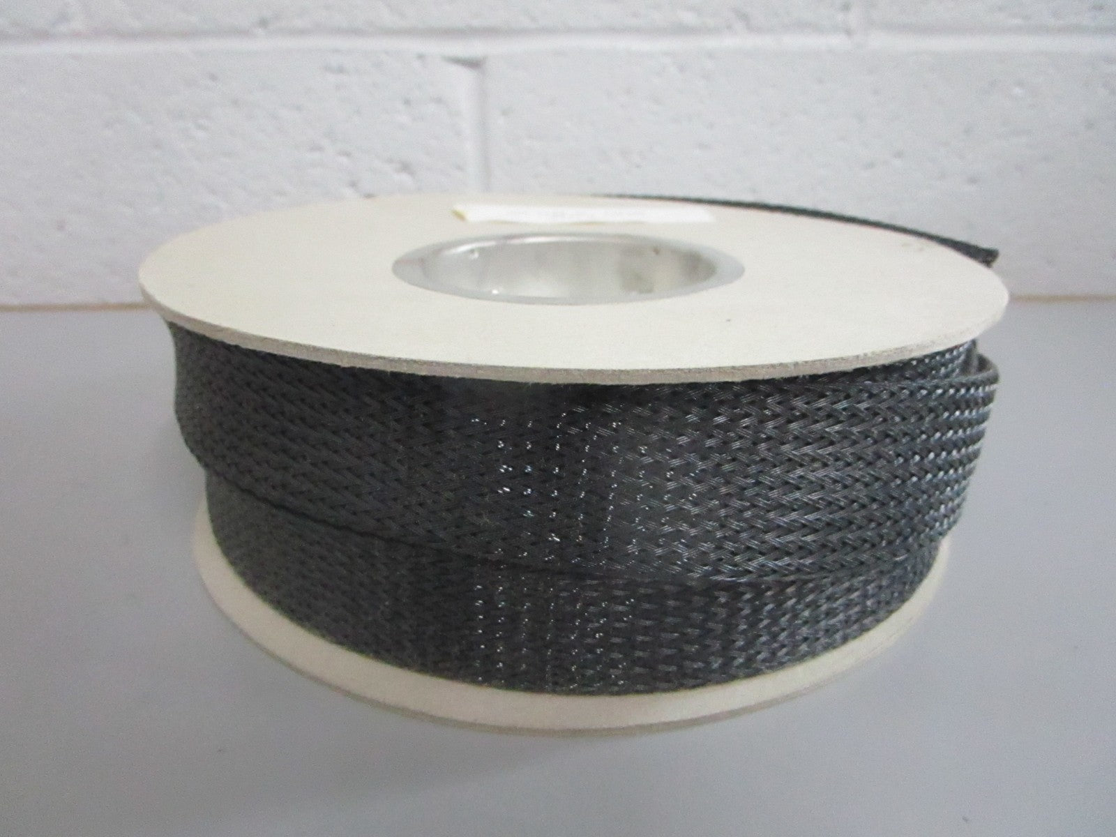 NEW OEM 508366 0508366 OMC Johnson Evinrude Flex Hose/Wire Cover 0820