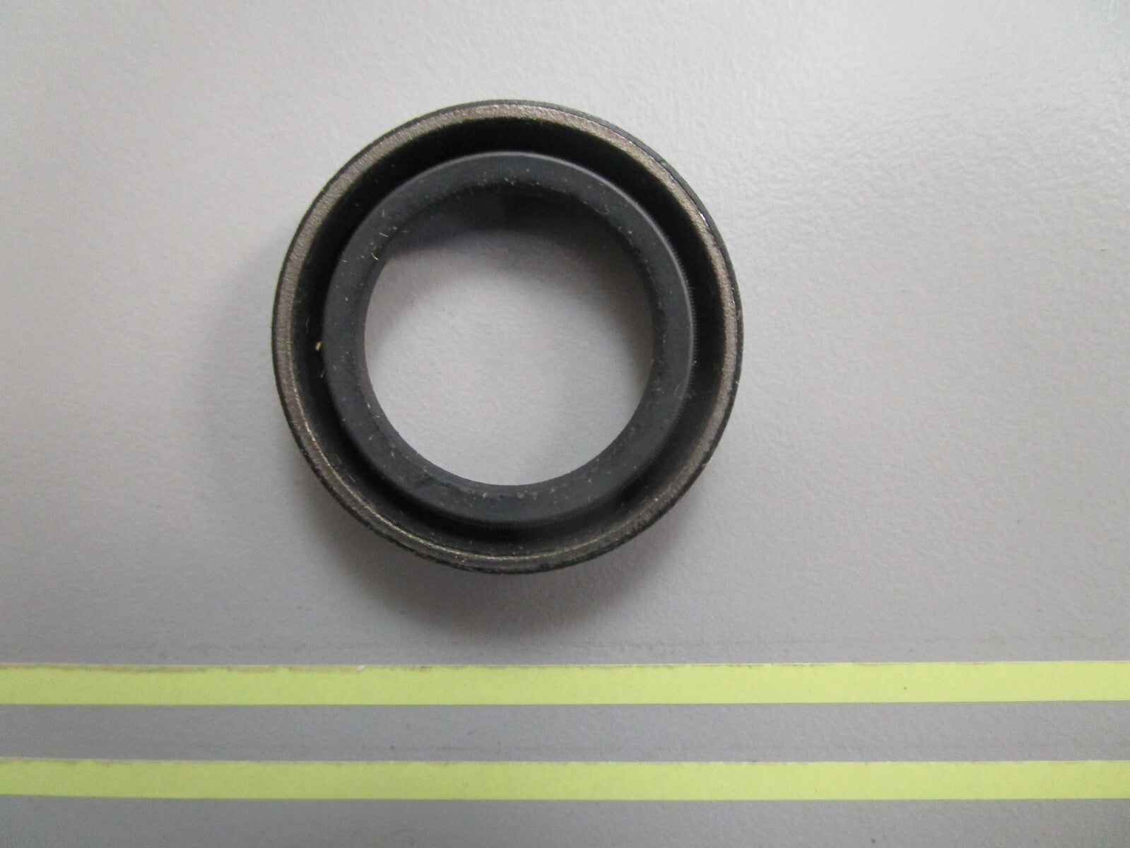 *NEW OEM* 0810 Mercury Quicksilver Seal 26-66301