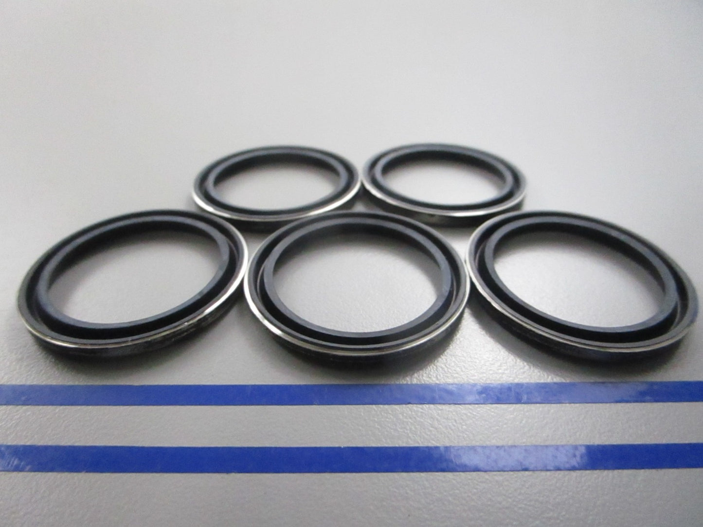 NEW OEM (LOT OF 5) 26-55682 Mercury Quicksilver Oil Seal 0810
