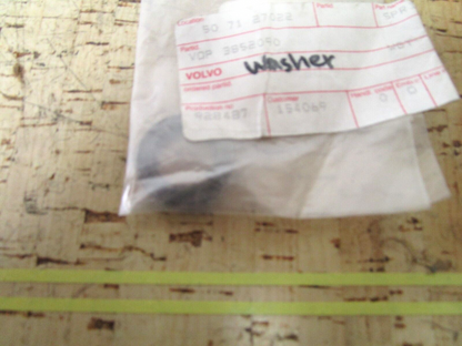 *NEW OEM* 0750 Volvo Penta WASHER 3852090