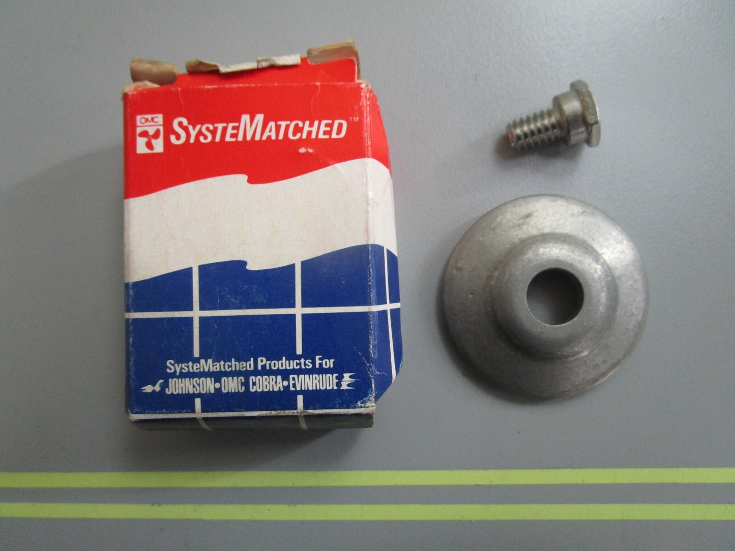 *NEW OEM* 0810 OMC Johnson Evinrude Plate & Screw 434757 0434757