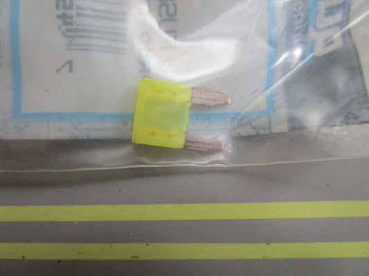 *NEW OEM* 0820 Mercury Quicksilver 20 AMP Yellow Fuse 88-804291