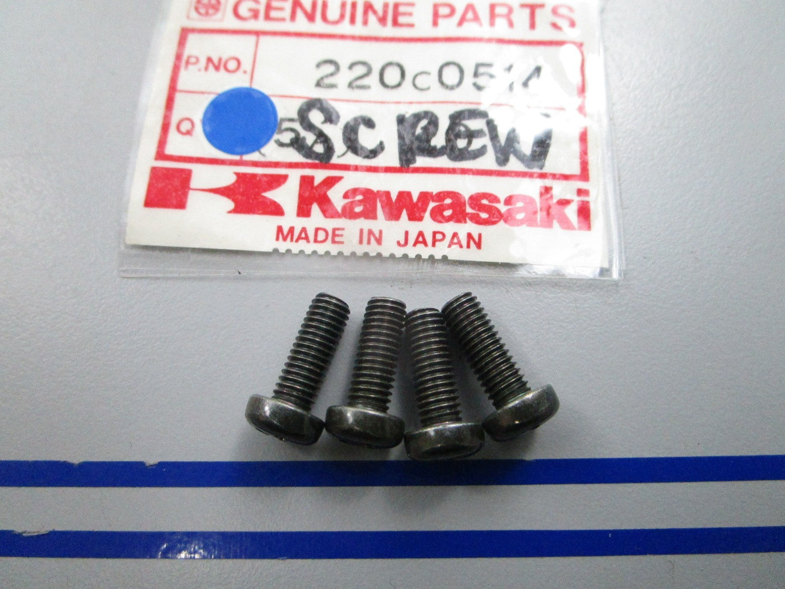NEW OEM (LOT OF 4) Kawasaki 220C0514 Screw 0810