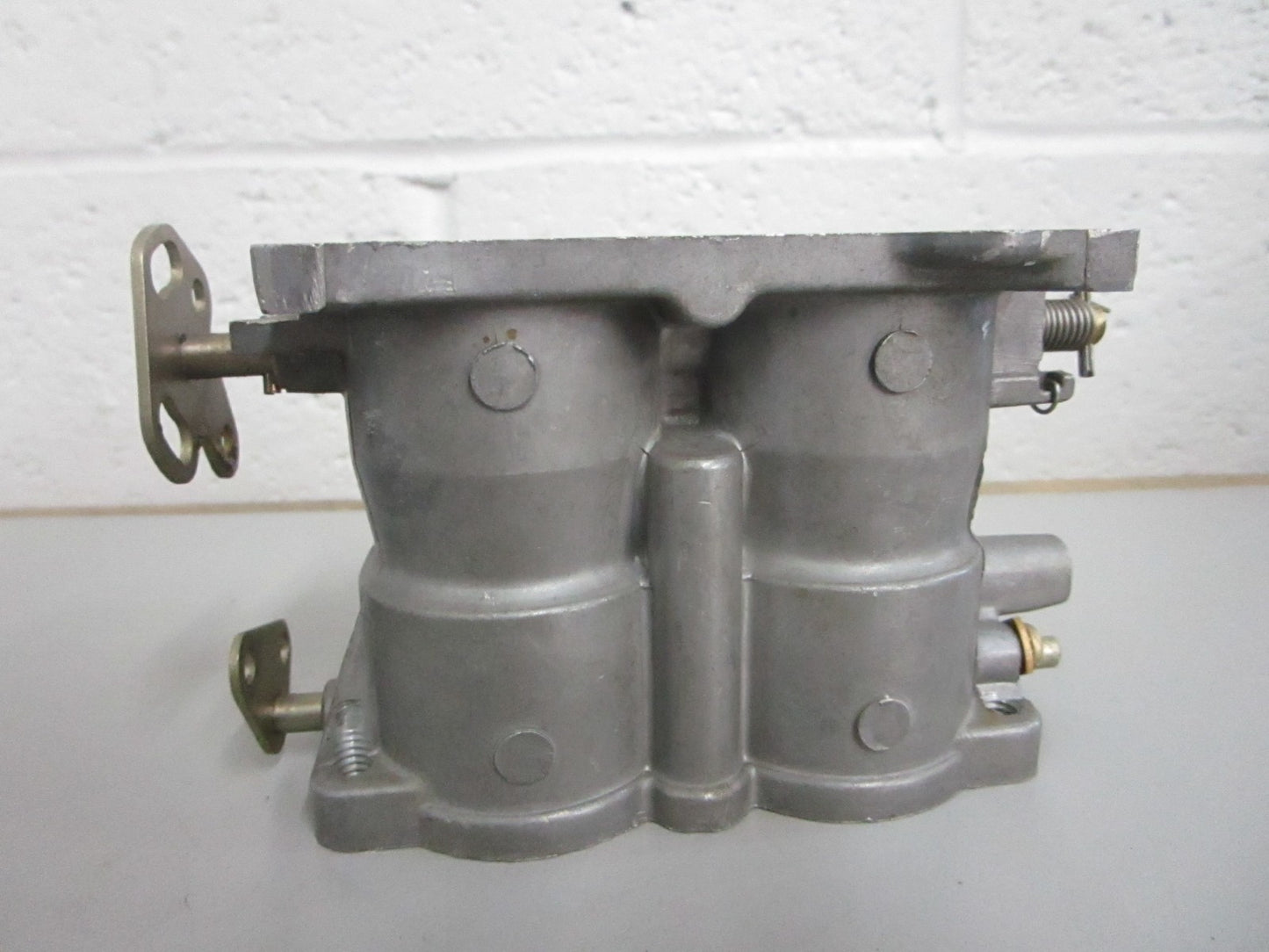 *NEW OEM* 0820 OMC Johnson Evinrude Carburetor 390026 0390026
