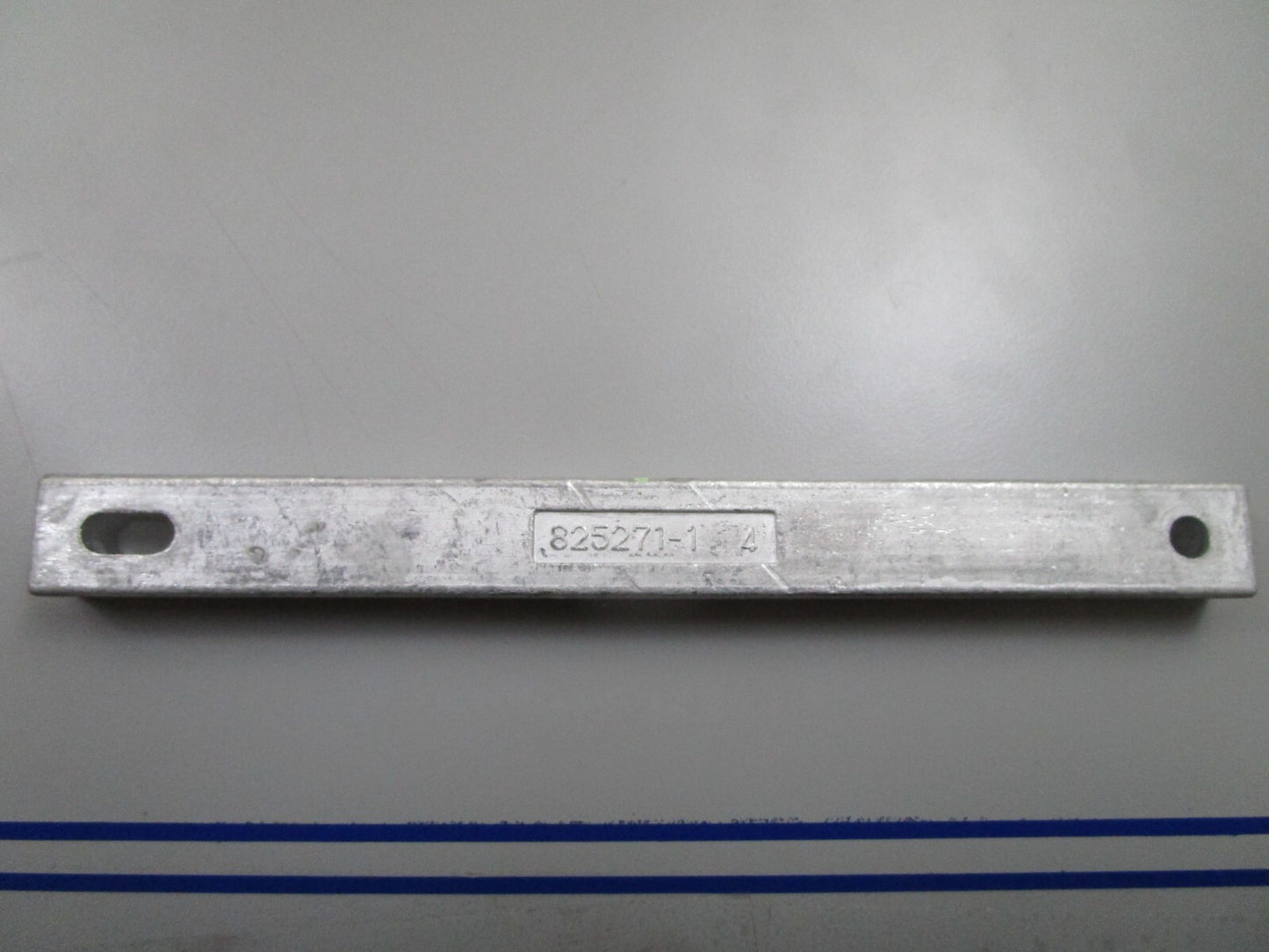 *NEW OEM* 0810 Mercury Quicksilver Anode 825271 1