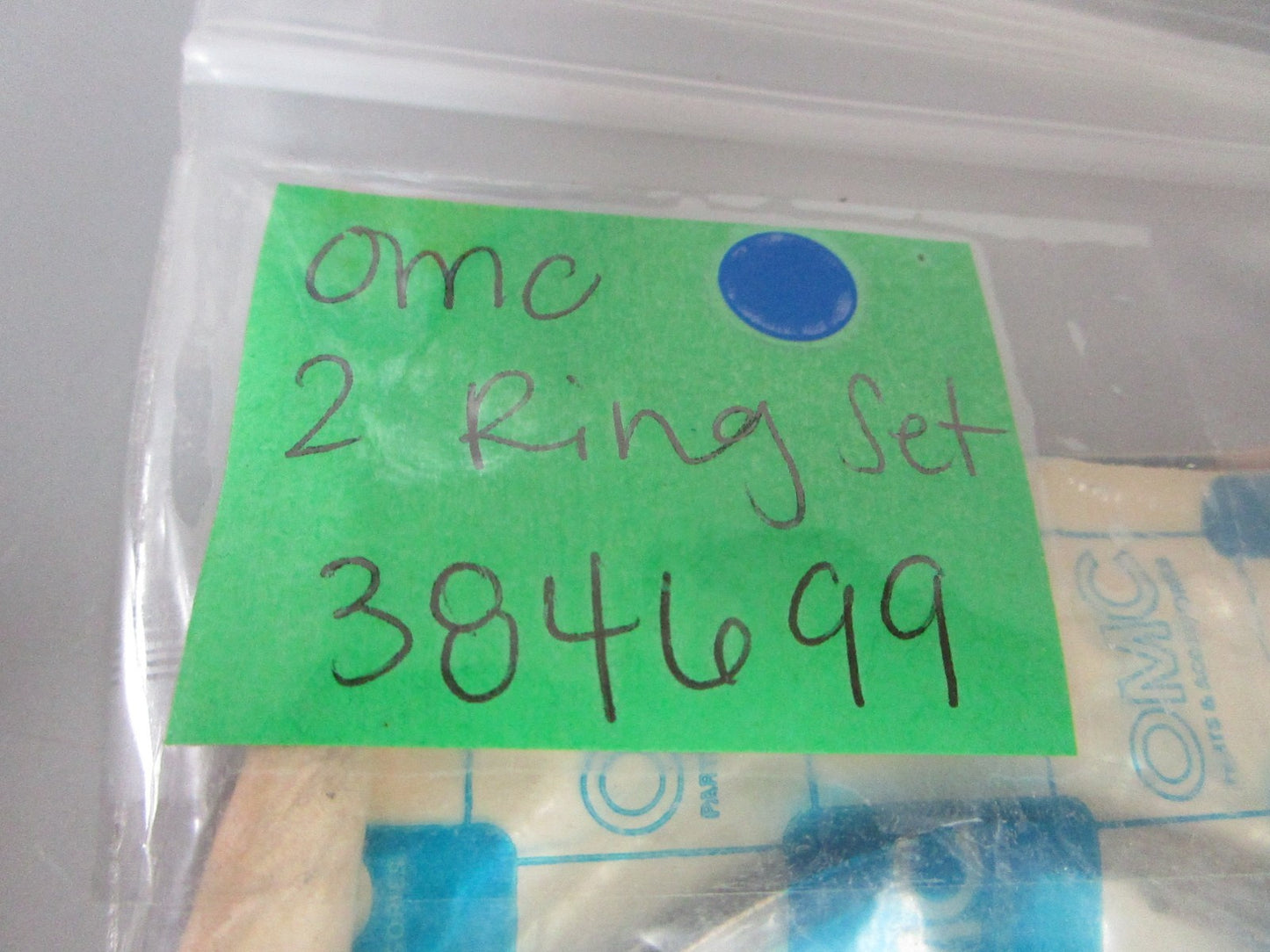 *NEW OEM* 0820 OMC Johnson Evinrude 2 Ring Set 384699 0384699