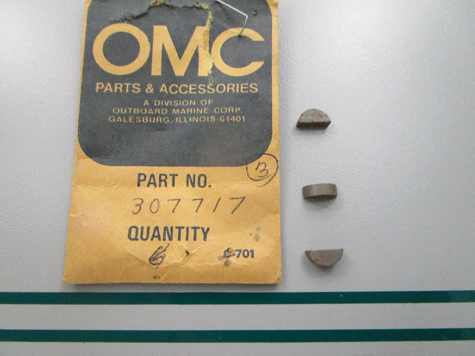 NEW OEM (LOT OF 3) 307717 0307717 OMC Johnson Evinrude Key 0810