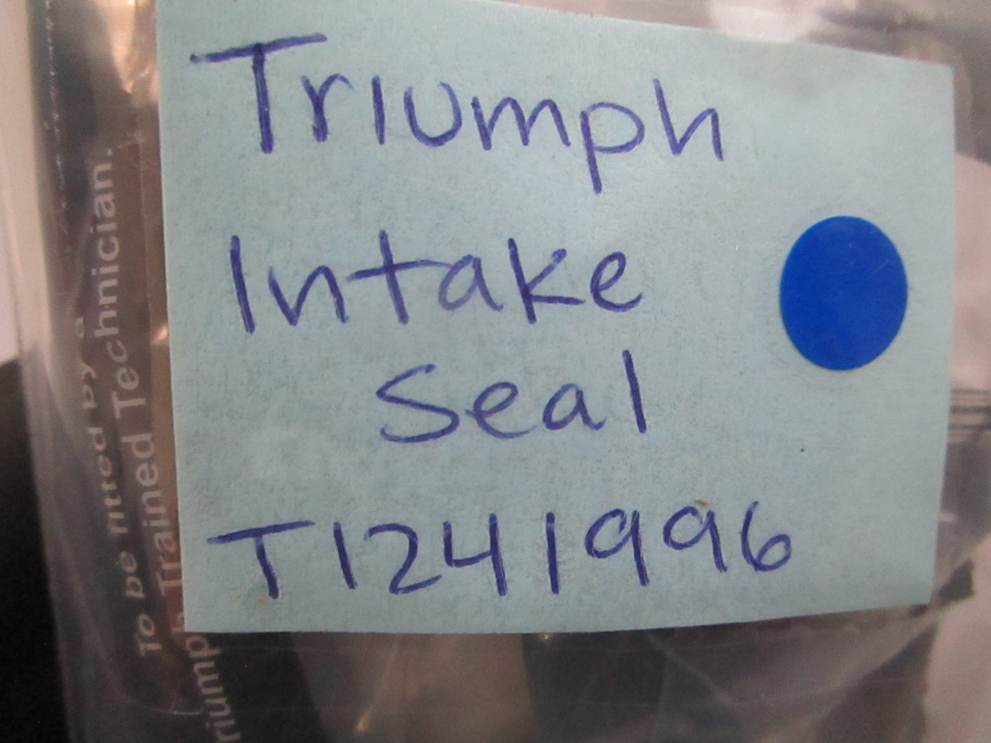 *NEW OEM* 0810 Triumph Intake Seal T1241996