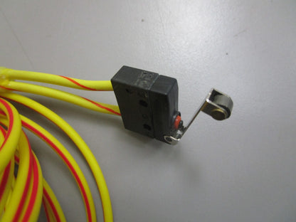 *NEW OEM* 0820 OMC Johnson Evinrude Switch & sleeve Assy 176757 0176757