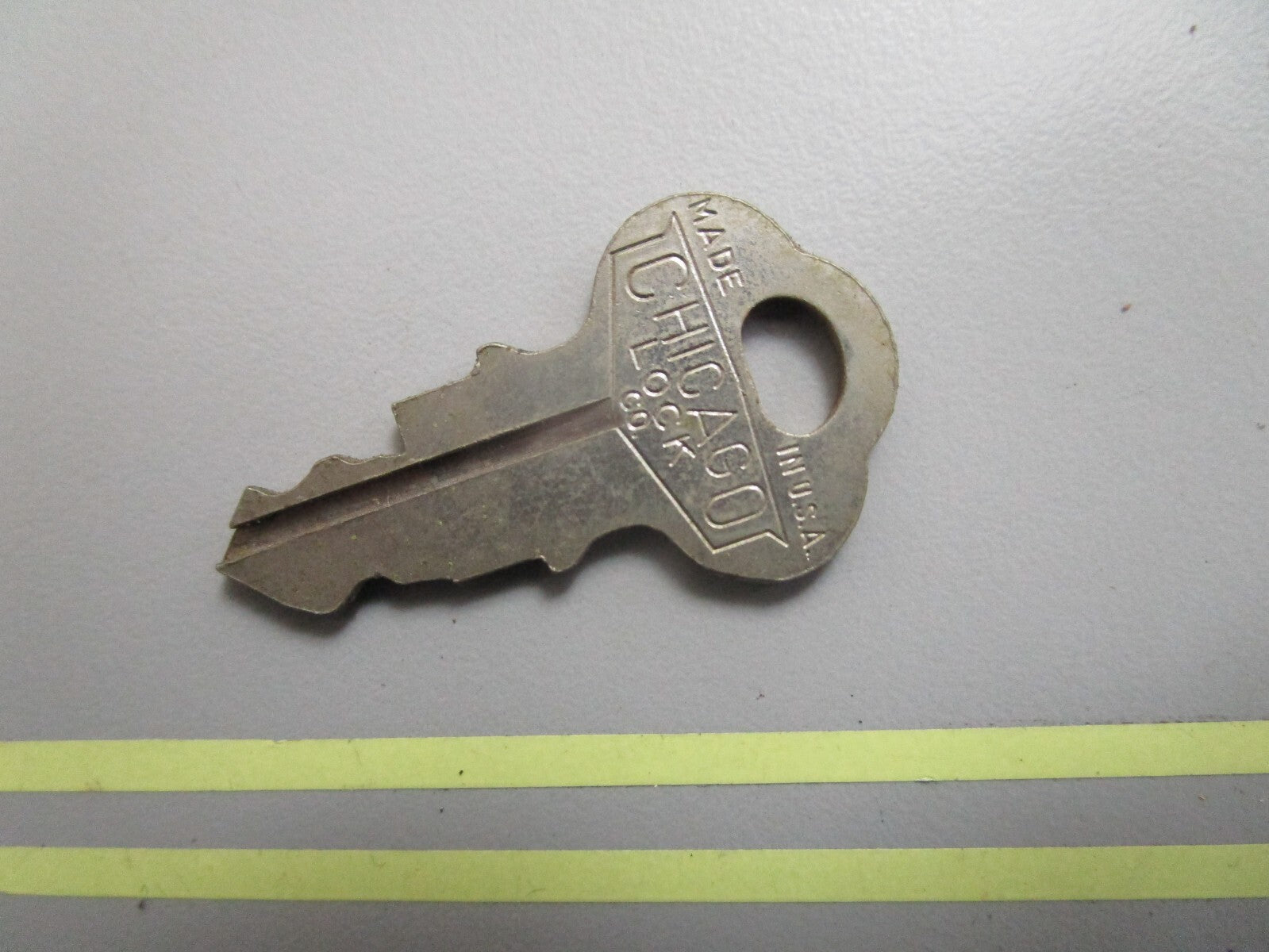 *NEW OEM* 0810 OMC Johnson Evinrude Ignition Key KF13 501528 0501528