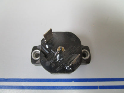 *NEW OEM* 0810 Volvo Penta Temperature Sensor Breaker Switch 897815