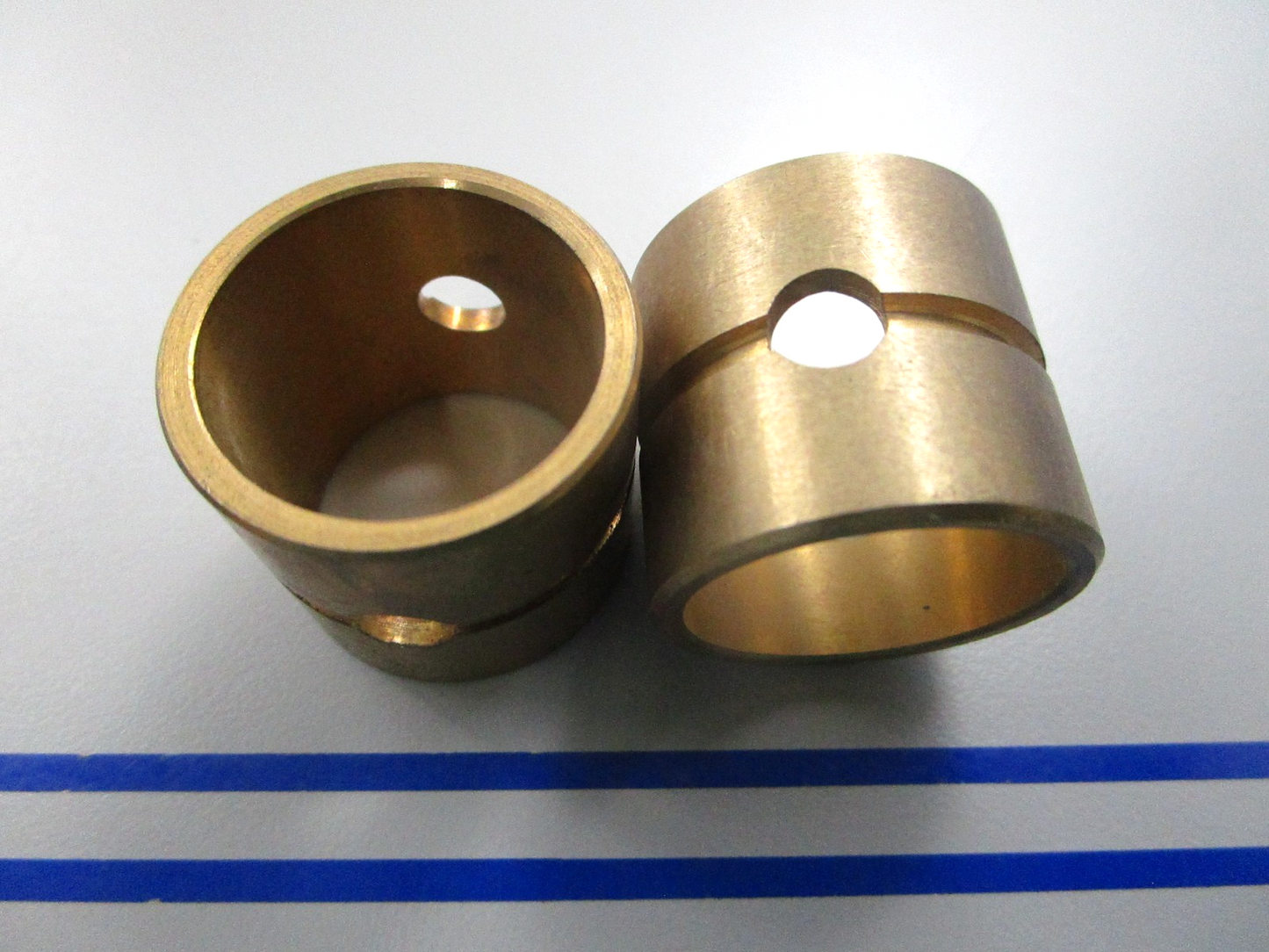 NEW OEM (LOT OF 2) 307096 0307096 OMC Johnson Evinrude Reverse Gear Bushing 0810