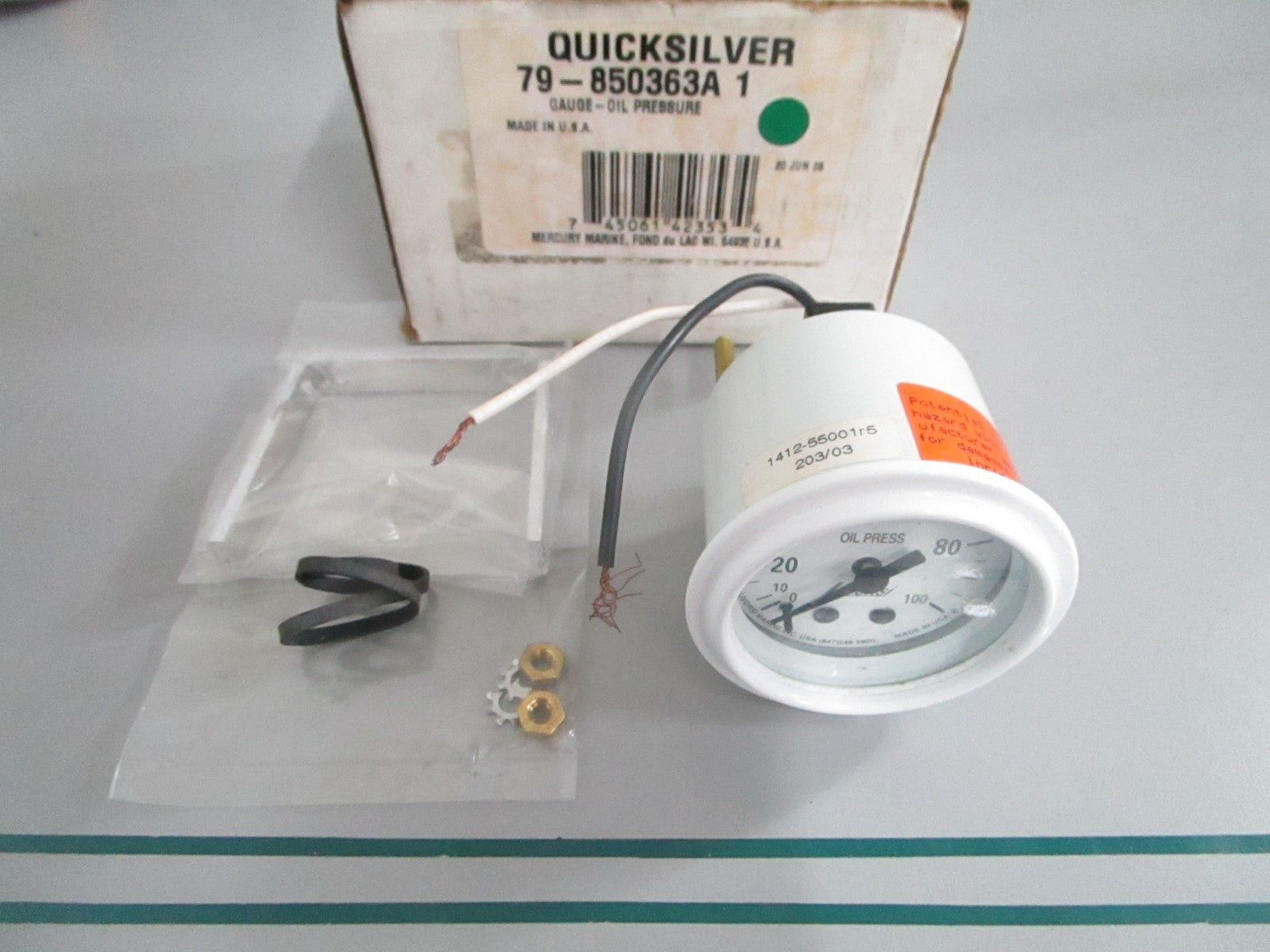 NEW OEM 79-850363A1 Mercury Quicksilver Oil Pressure Gauge 0820
