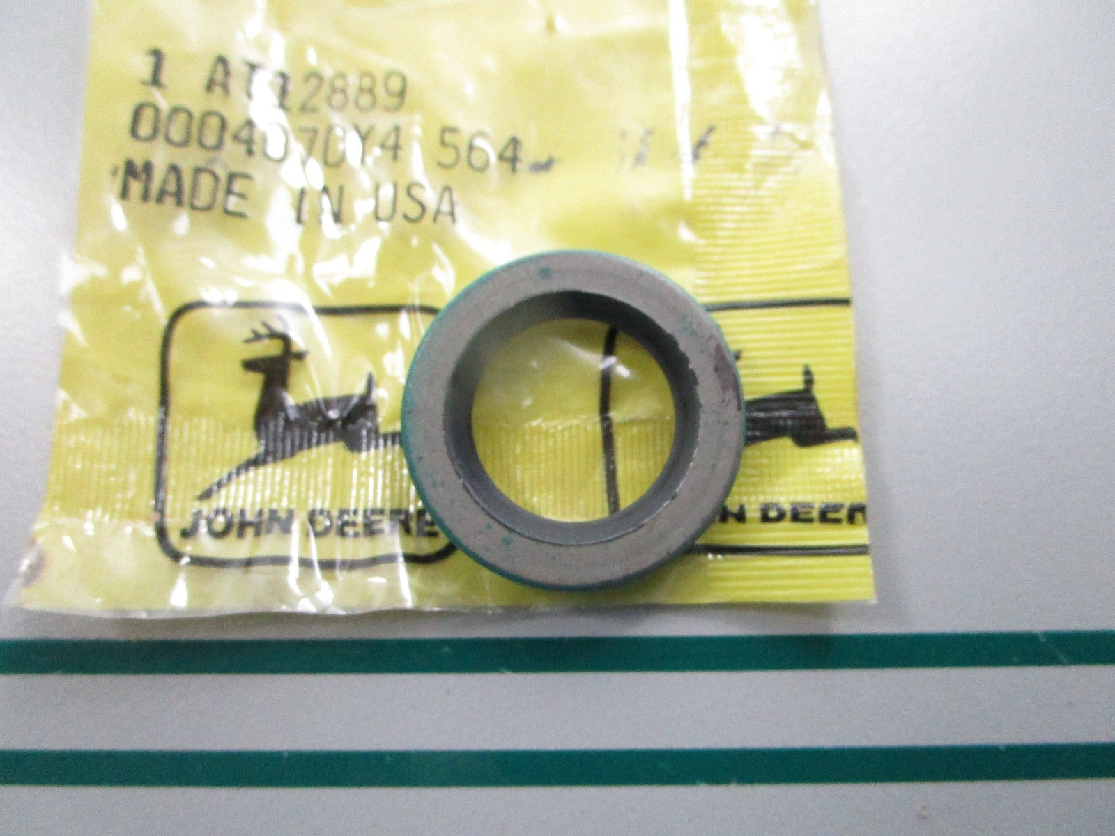 NEW OEM AT12889 John Deere Seal 0810