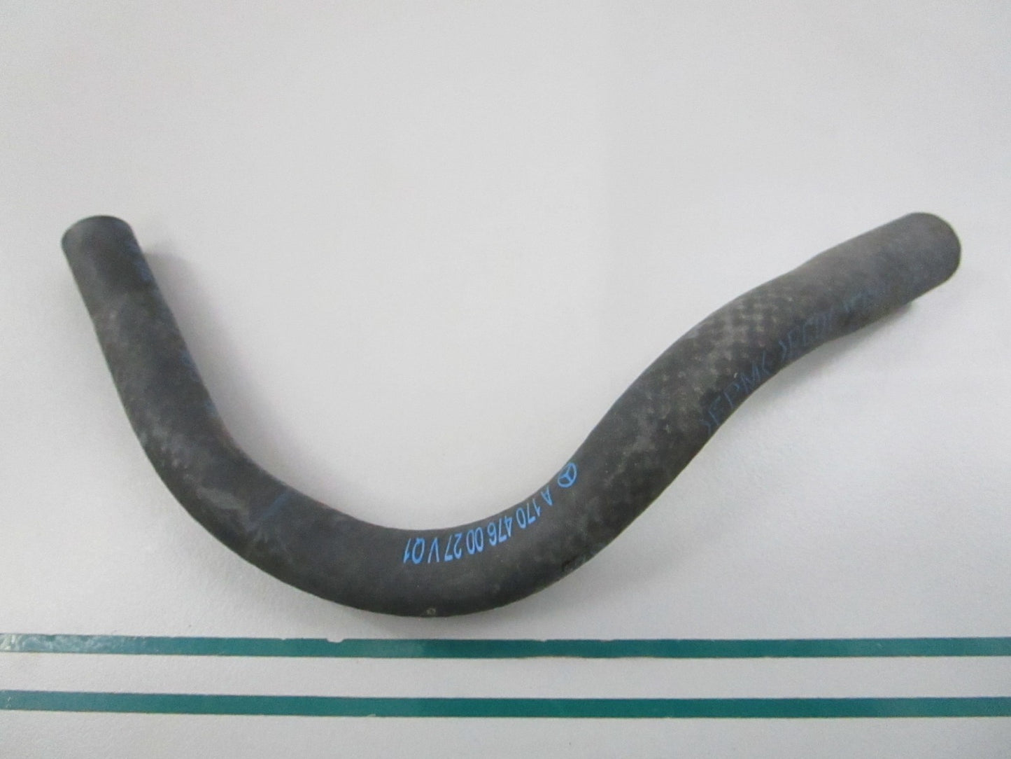 NEW OEM 1704760027  Mercedes-Benz Hose 0810