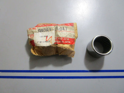 *NEW OEM* 0770 Suzuki Bearing 09263-20047