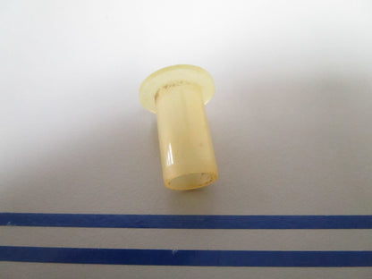 NEW OEM 308370 0308370 OMC Johnson Evinrude Bushing 0810