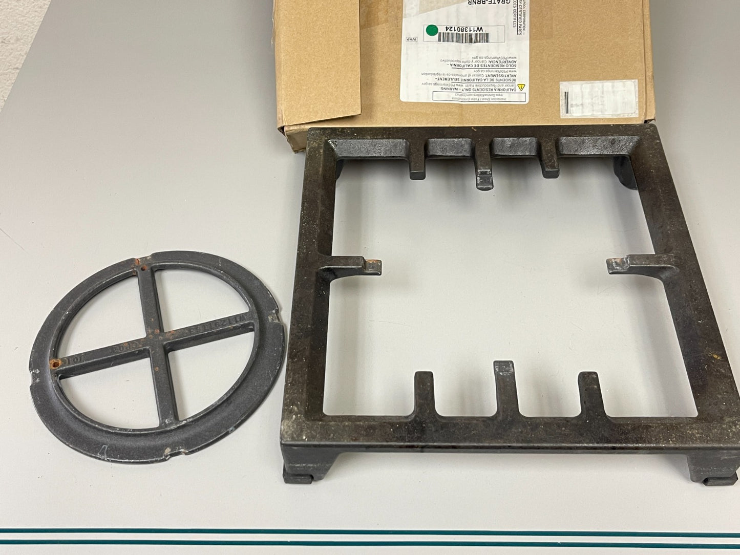 Whirlpool NEW OEM Cast Iron Burner Grate W11380124 KitchenAid Gas Range 0720