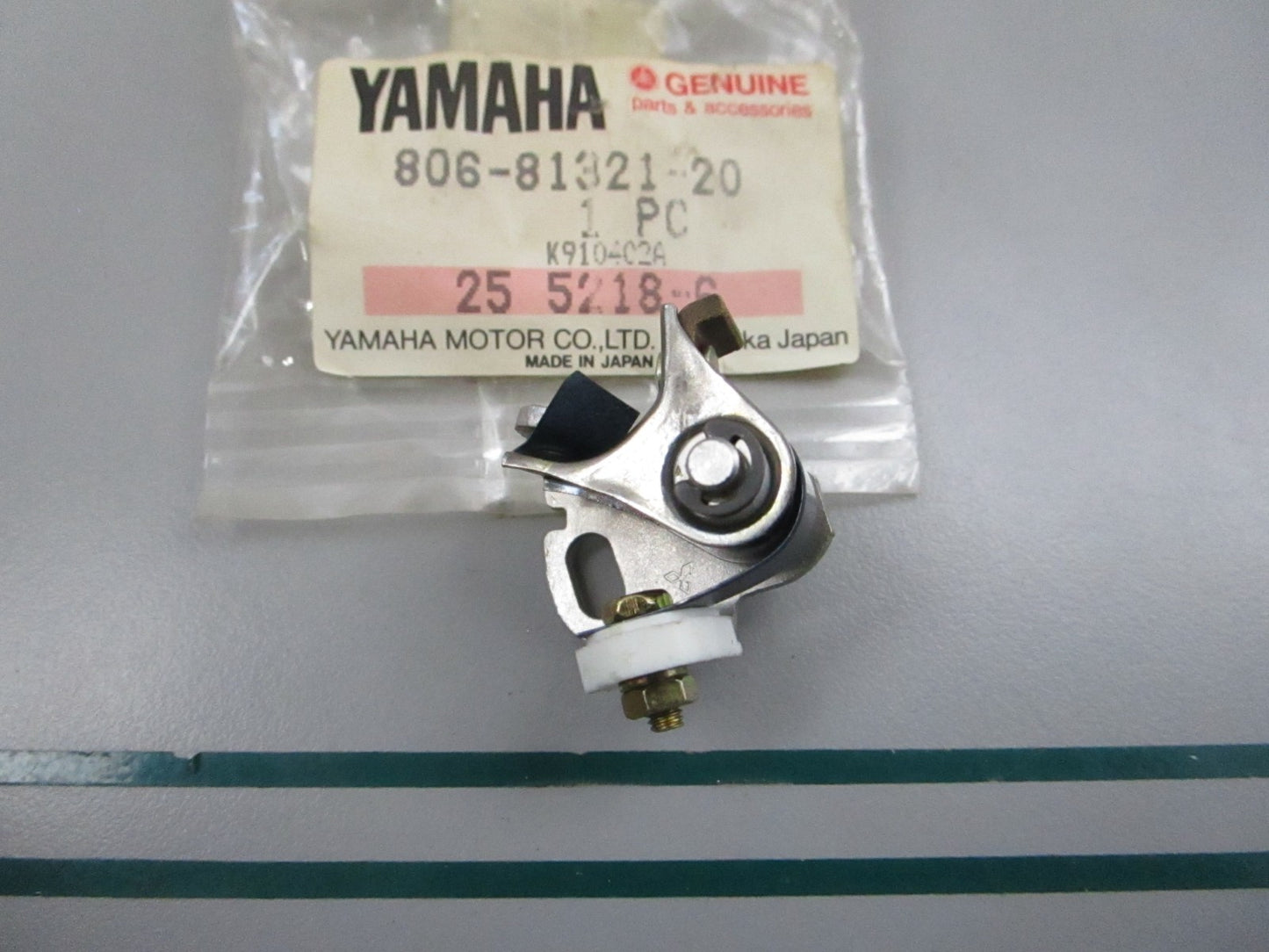 NEW OEM 806-81321-20-00 Yamaha Contact Breaker 0810