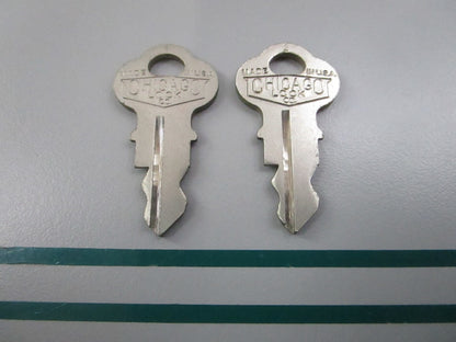 NEW OEM (LOT OF 2) 501565 0501565 OMC Johnson Evinrude KF 50 Ignition Key 0810