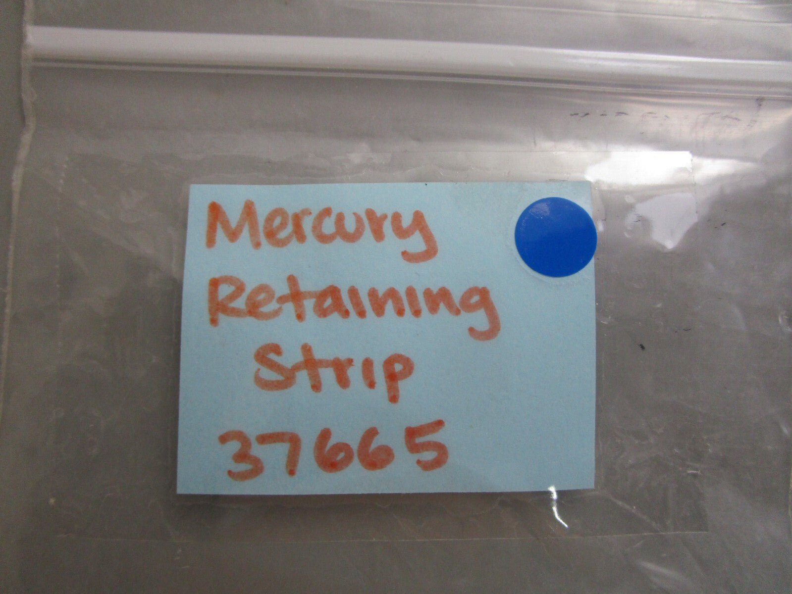 *NEW OEM* 0810 Mercury Quicksilver Retaining Strip 37665