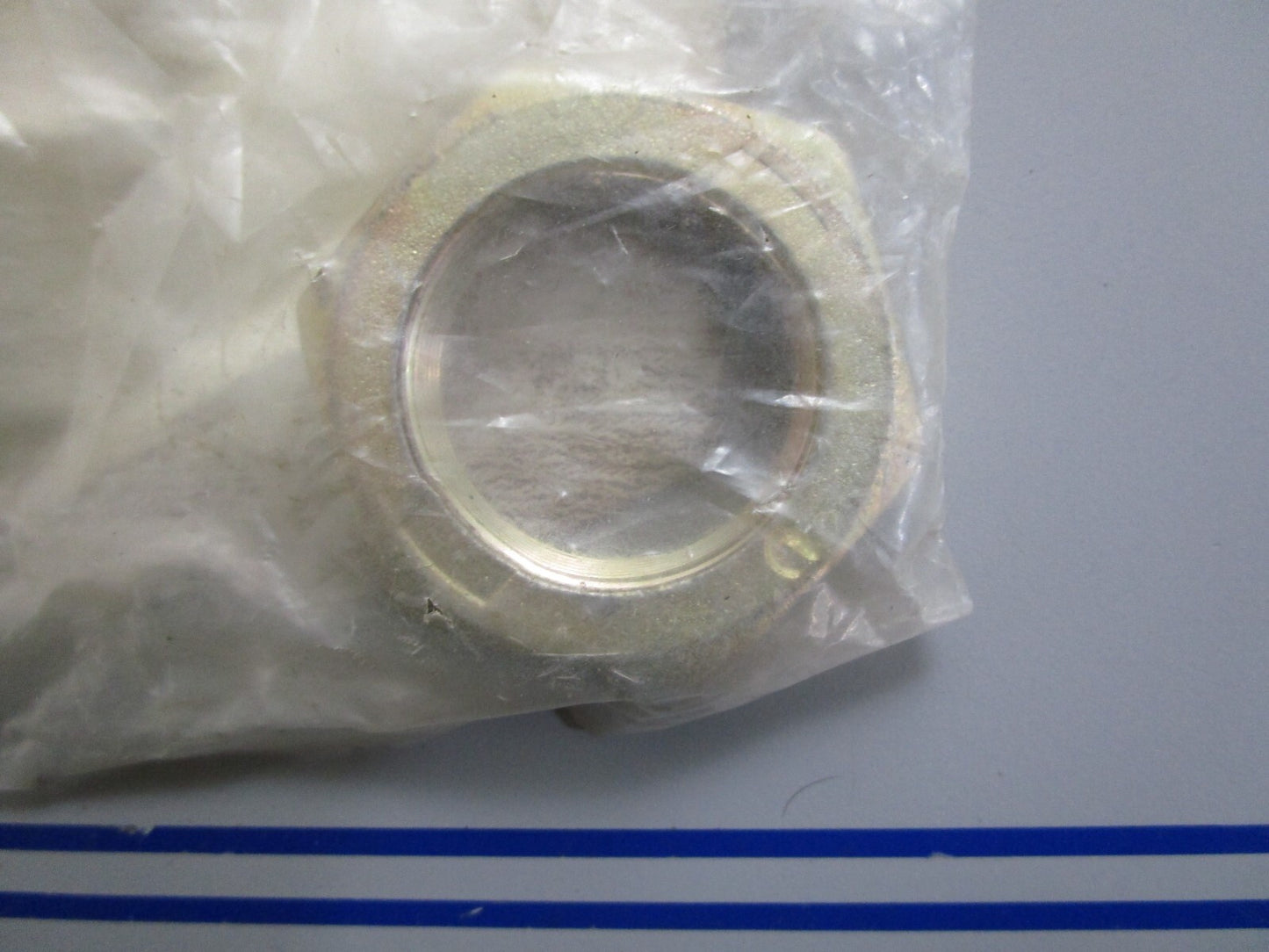 *NEW OEM* 0820 OMC Johnson Evinrude Lock Nut 320746 0320746