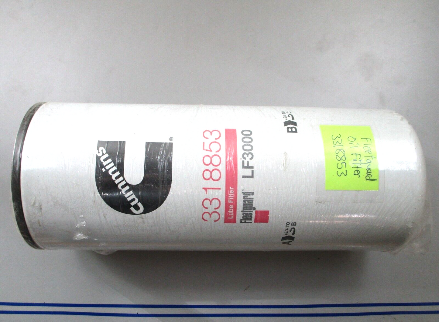 *NEW OEM* 0820 Cummins Fleetguard Oil Filter LF300 3318853