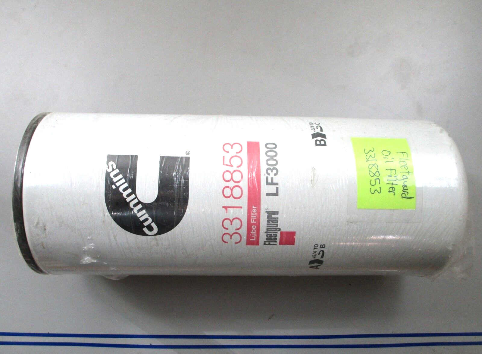 *NEW OEM* 0820 Cummins Fleetguard Oil Filter LF300 3318853