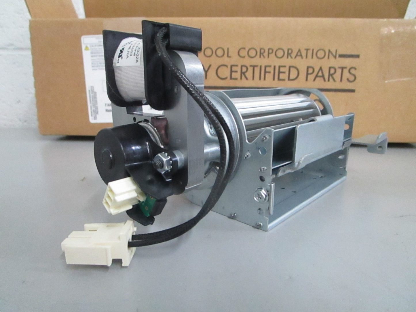 *NEW OEM* 0820 Whirlpool Blower Fan W11107275