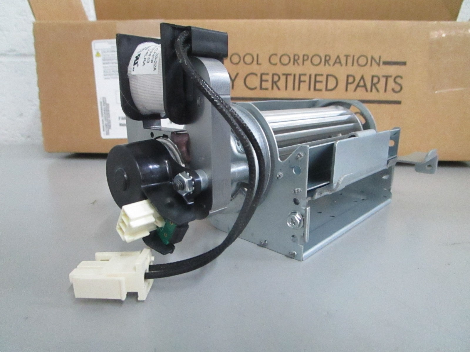 *NEW OEM* 0820 Whirlpool Blower Fan W11107275