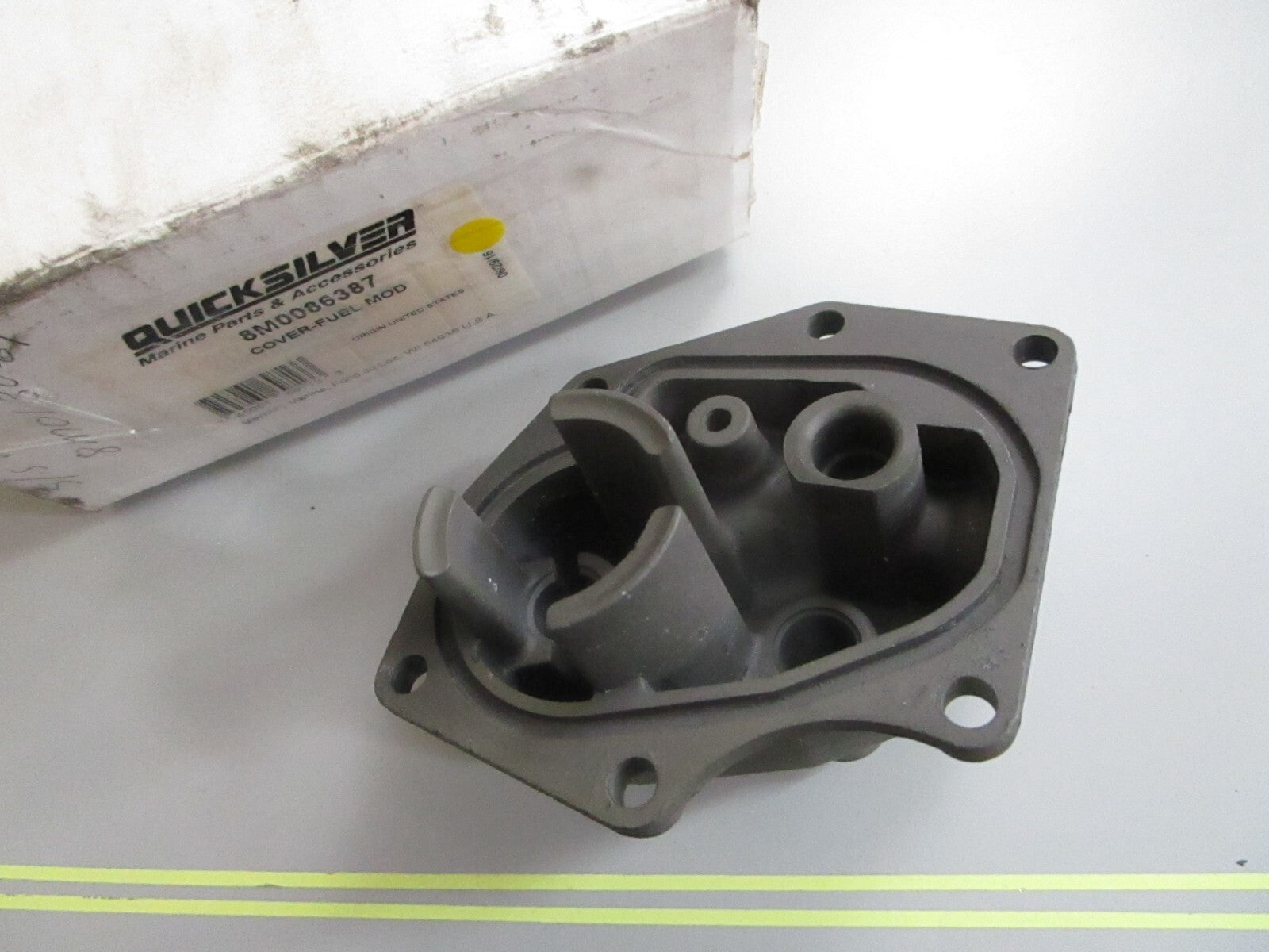 *NEW OEM* 0820 Mercury Quicksilver Fuel Mod Cover 8M0086387