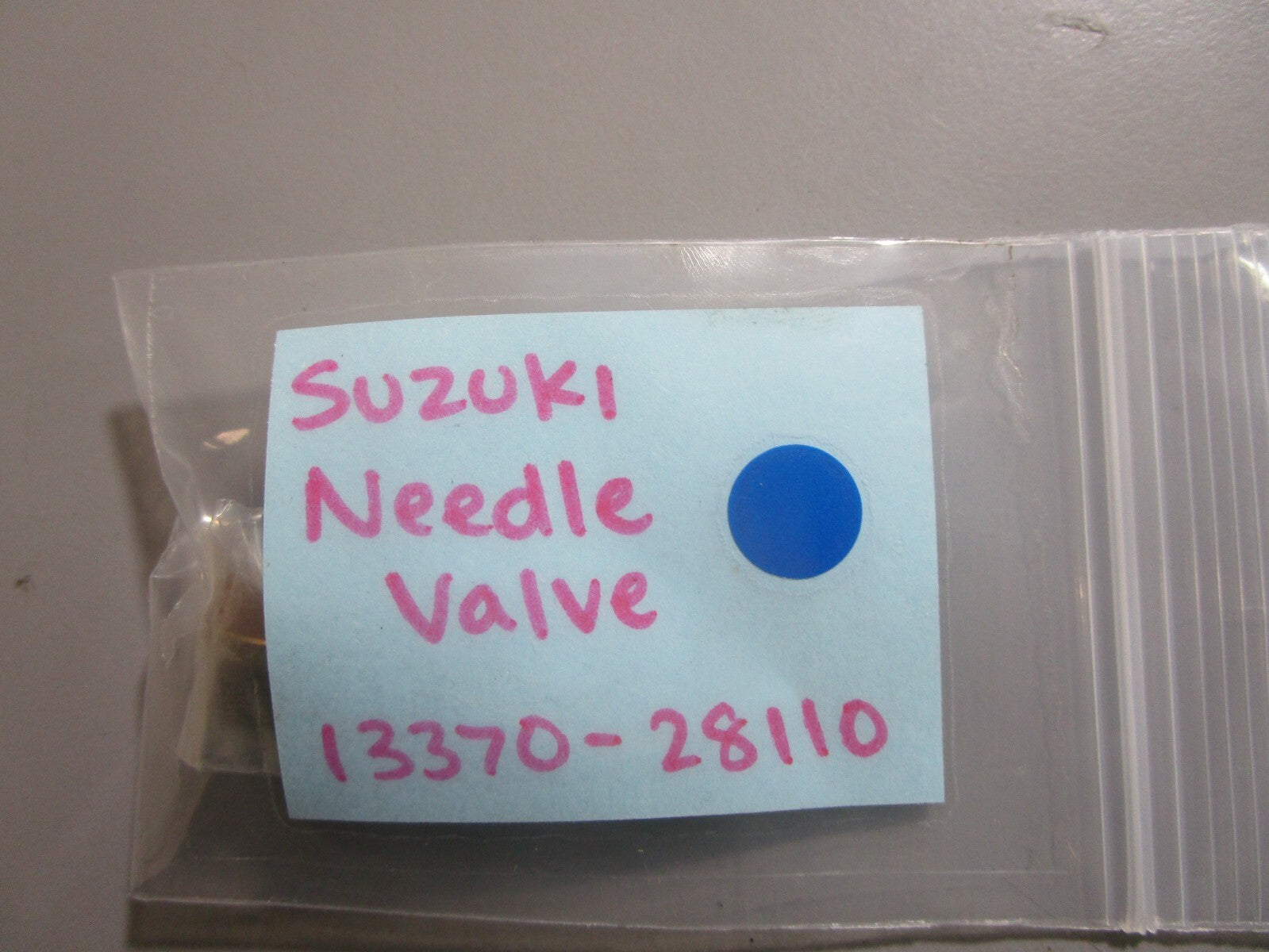 *NEW OEM* 0810 Suzuki Needle Valve 13370-28110