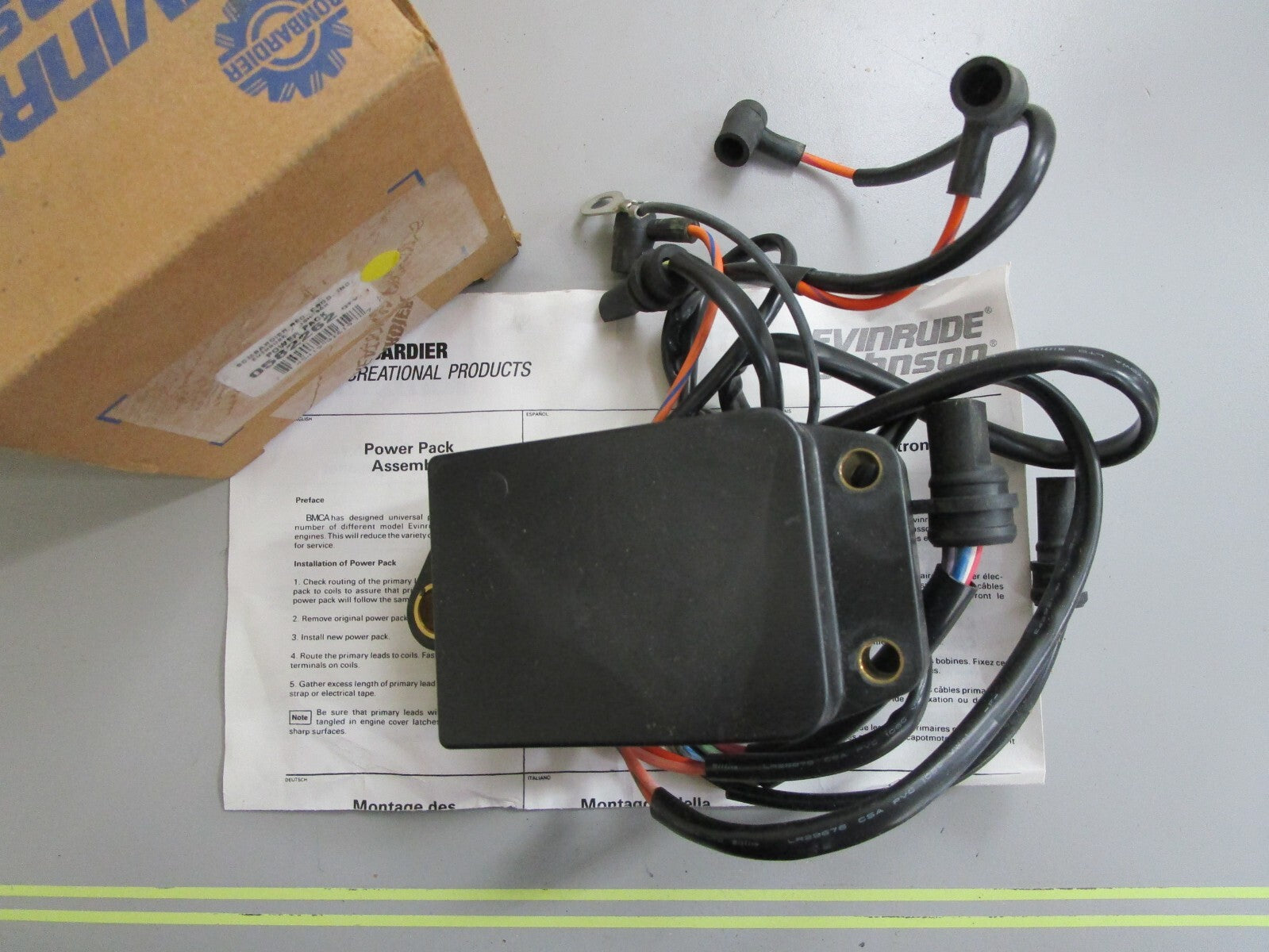 *NEW OEM* 0820 OMC Johnson Evinrude Power Pack 582262 0582262
