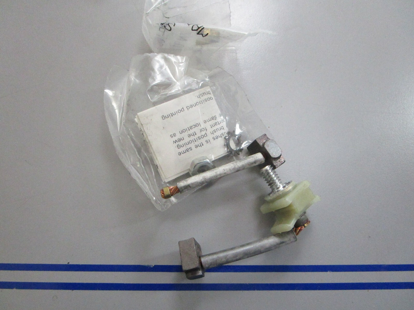 *NEW OEM* 0810 OMC Prestolite Brush Set 379992 0379992 17-103