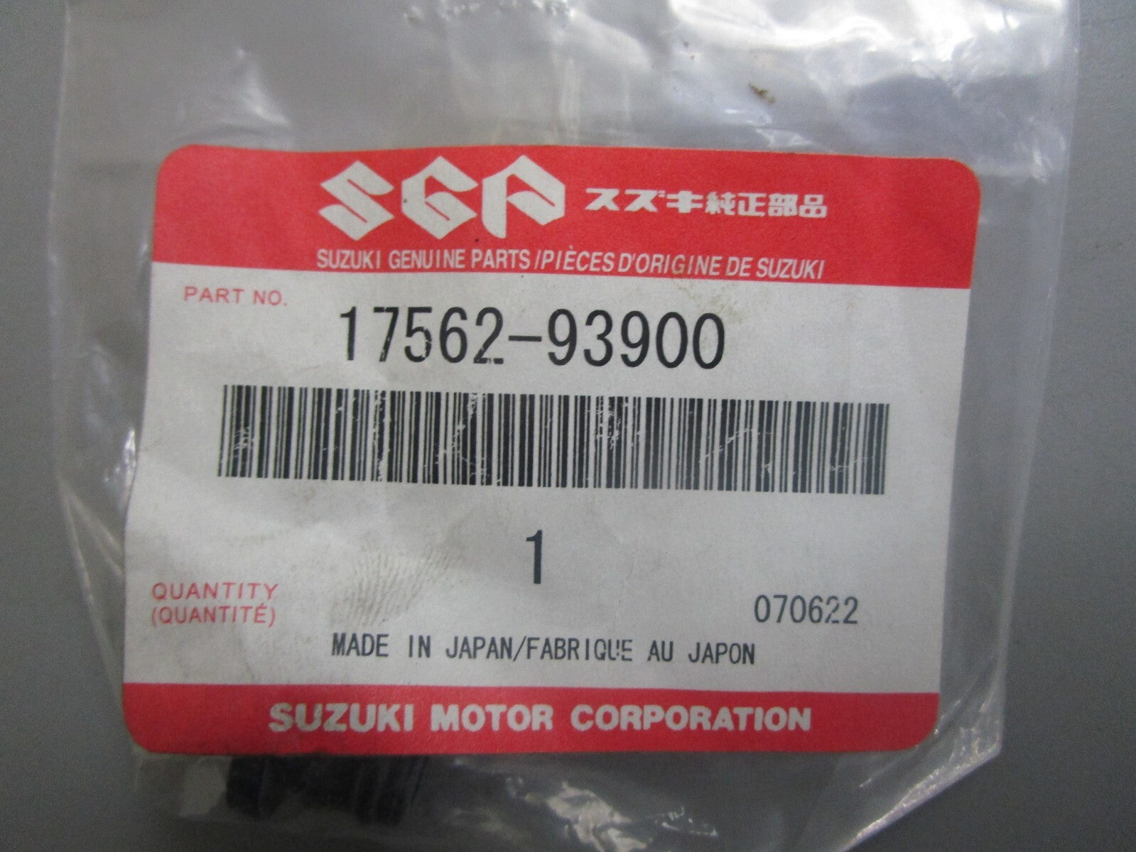 *NEW OEM* 0810 Suzuki Grommet 17562-93900