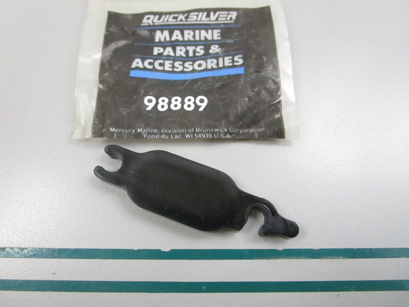 NEW OEM 98889 Mercury Quicksilver Retainer 0810