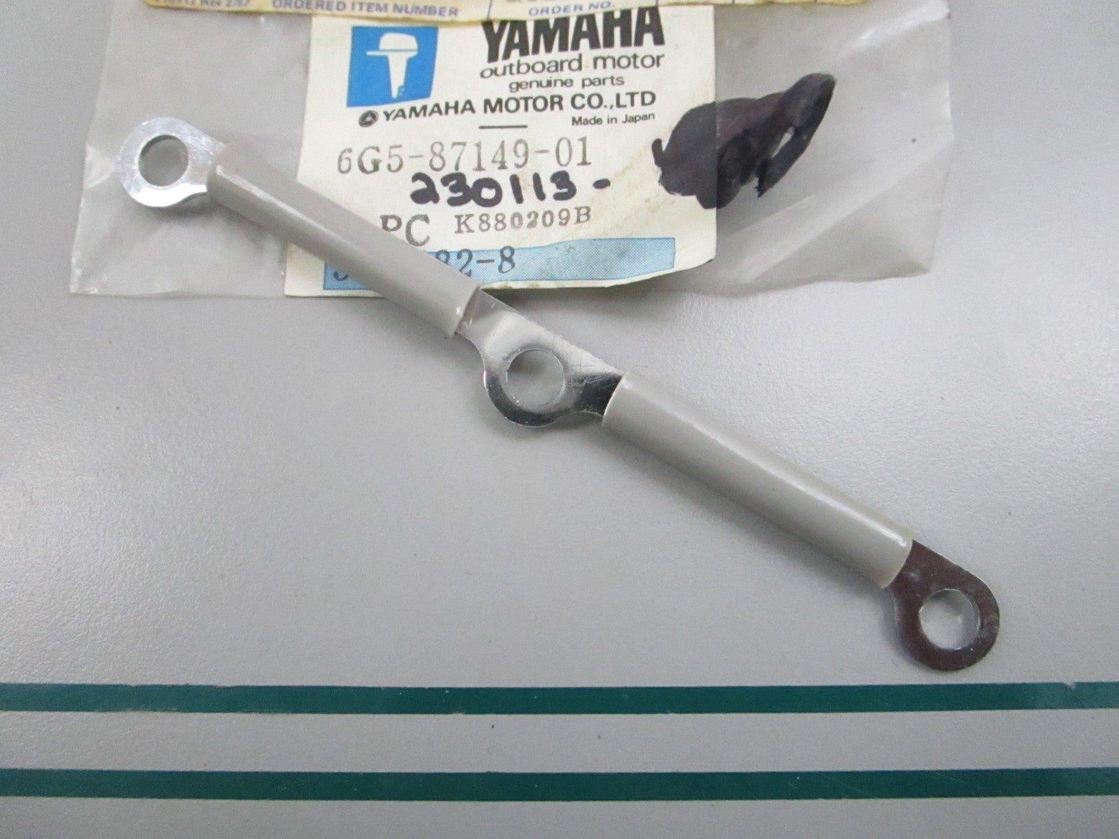 NEW OEM 6G5-87149-01-00 Yamaha Connector 0810
