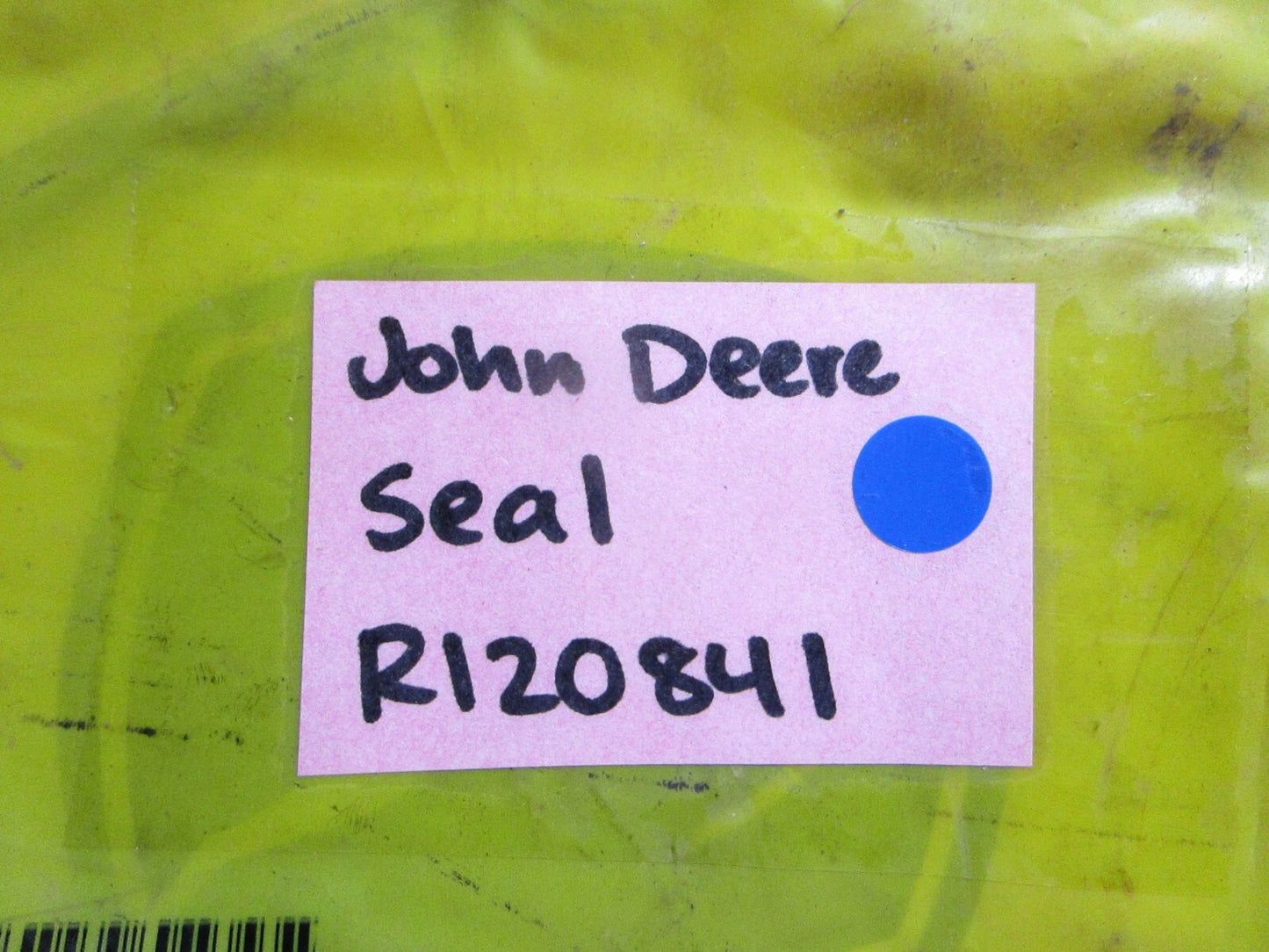 *NEW OEM* 0810 John Deere Seal R120841