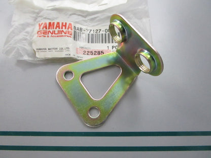 NEW OEM 8AB-77127-00-00 Yamaha Stay 0810