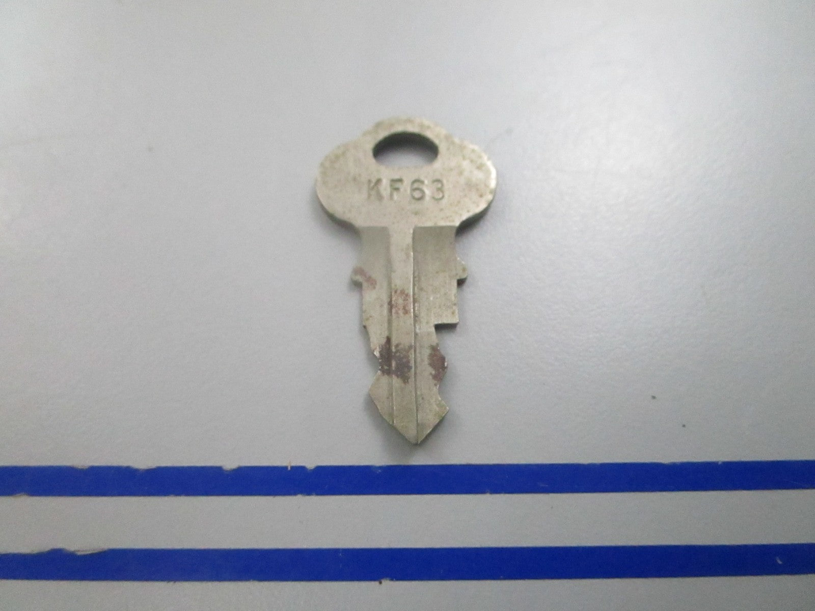 NEW OEM 501578 0501578 OMC Johnson Evinrude KF63 Ignition Key 0810