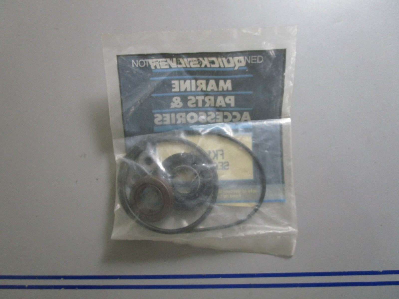 *NEW OEM* 0810 Mercury Quicksilver Seal Kit FK1060