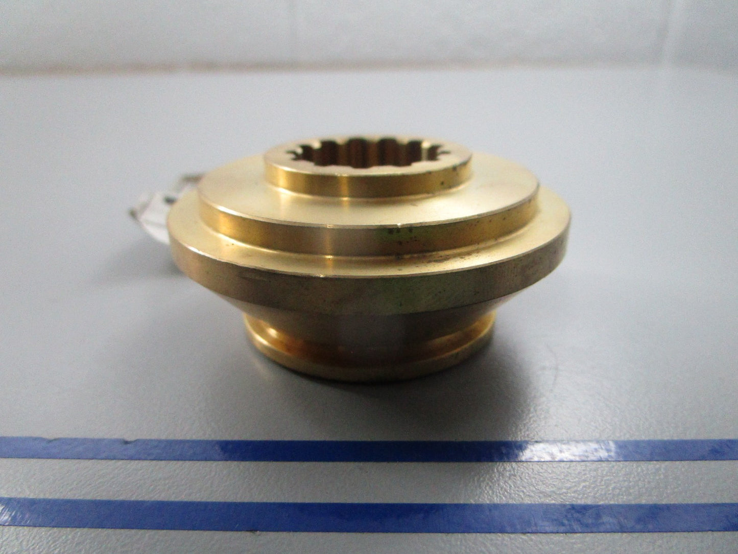 NEW OEM 353-64231-0 353642310 Tohatsu Thrust Holder 0810