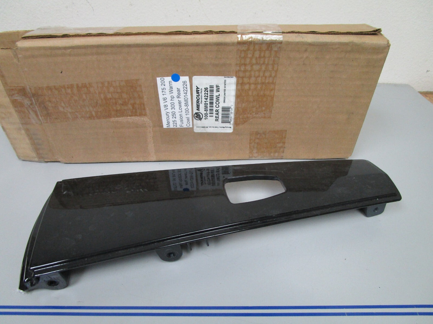 *NEW OEM* 0720 Mercury V8 V6 175 - 300 hp Warm Fusion Lower Rear Cowl 8M0142226